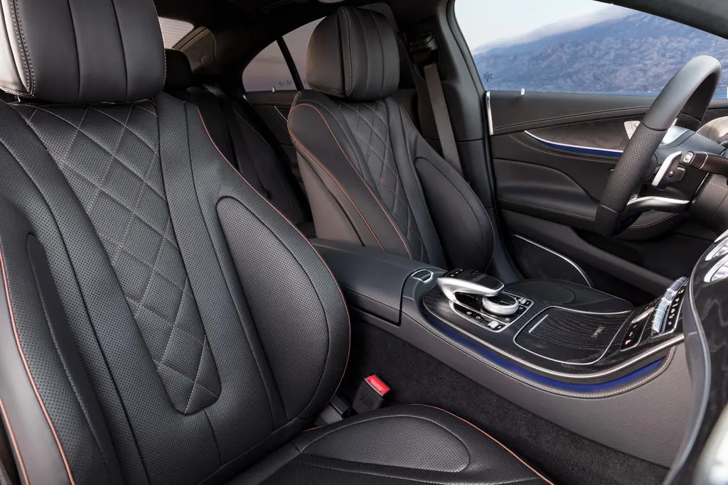 Mercedes-Benz CLS 2018-2021: салон. Mercedes-Benz CLS 2018-2021 — салон