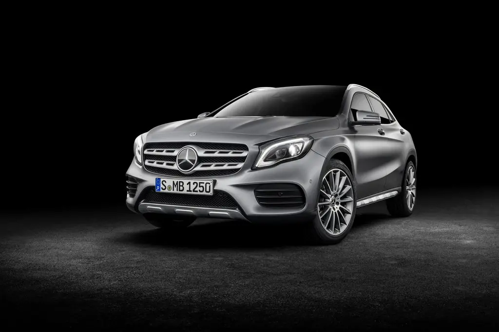 Mercedes-Benz GLA 2017-2023