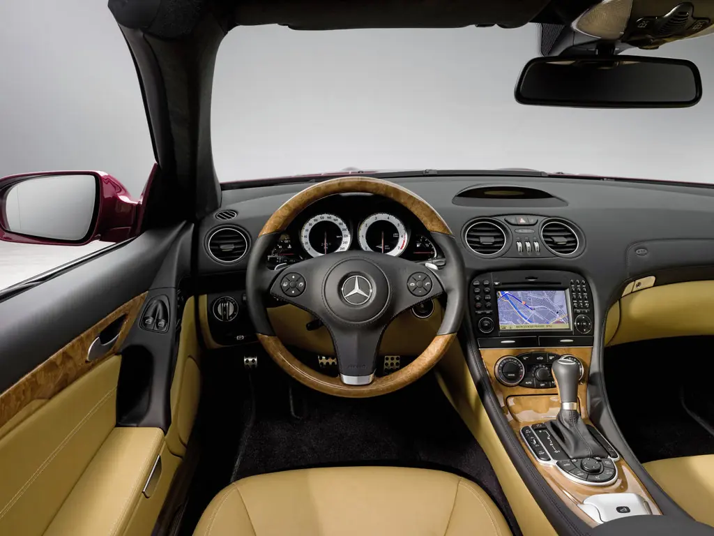 Mercedes-Benz SL 2008-2022: салон. Mercedes-Benz SL 2008-2022 — салон