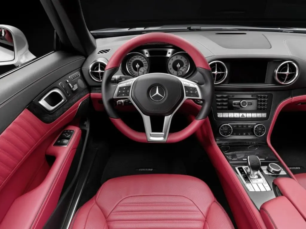 Mercedes-Benz SL 2008-2022: салон. Mercedes-Benz SL 2008-2022 — салон