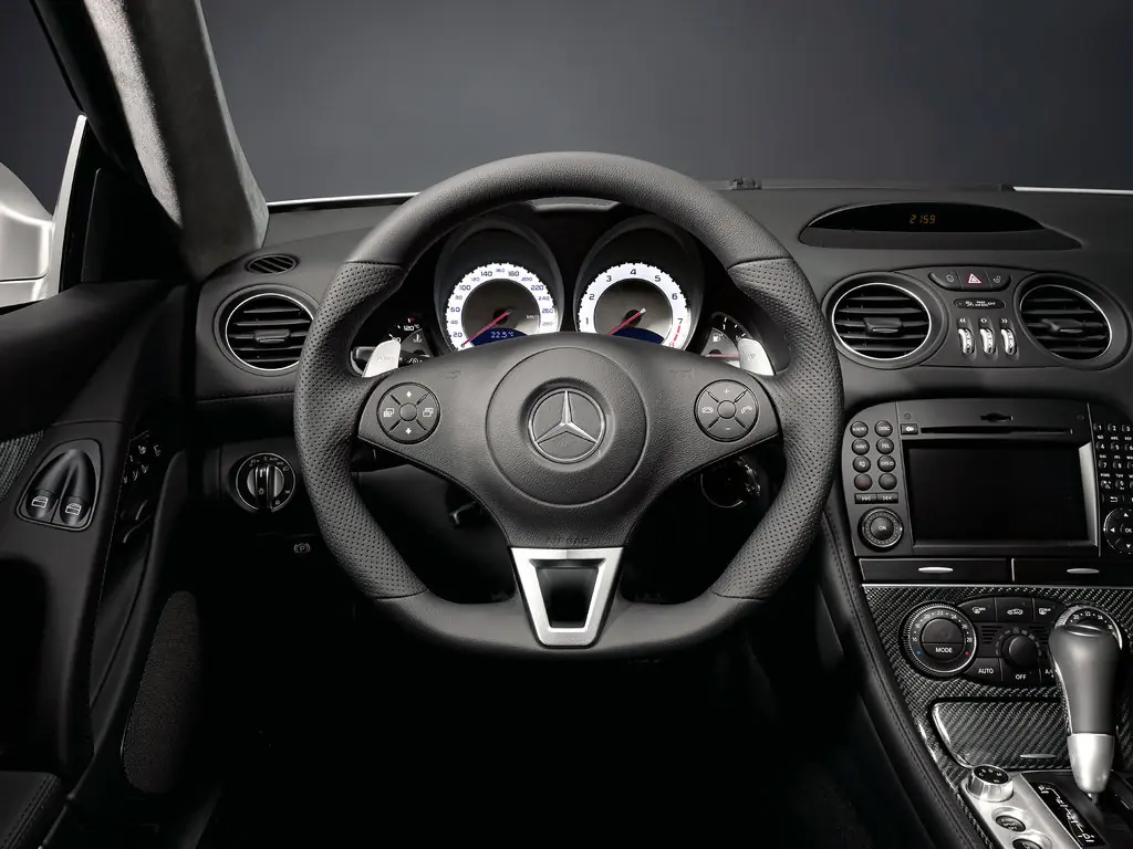 Mercedes-Benz SL 2008-2022: руль и приборы. Mercedes-Benz SL 2008-2022 — руль и приборы