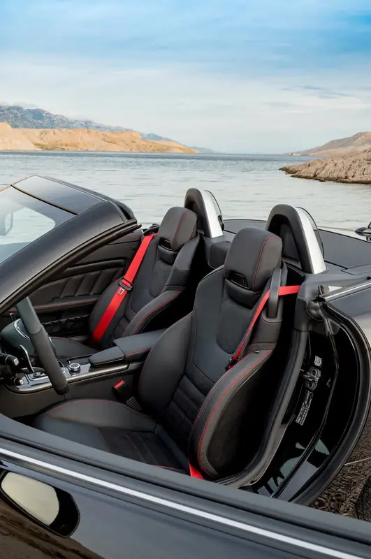Mercedes-Benz SLC 2016-2019: сиденья. Mercedes-Benz SLC 2016-2019 — сиденья