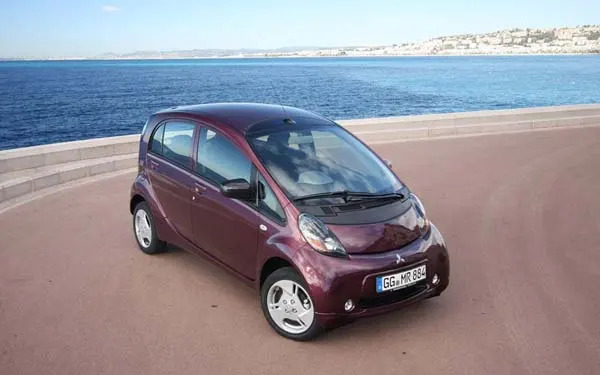 Mitsubishi i-MiEV 2009-2011