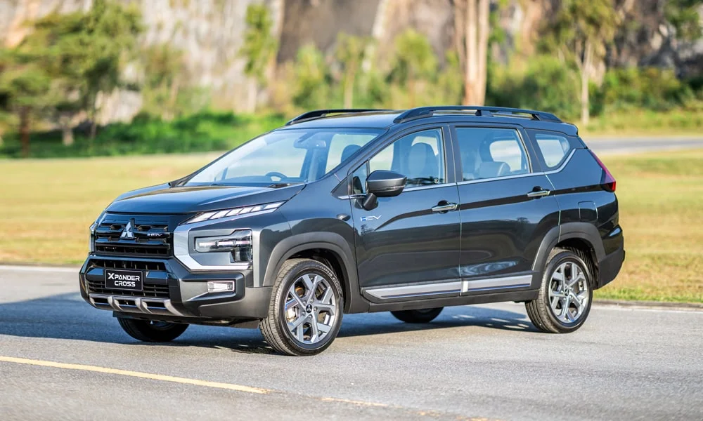 Фото Mitsubishi Xpander (2024) — вид спереди, фото 7. Оптика, решётка и бампер — первое впечатление о модели Mitsubishi Xpander (2024) — вид спереди, фото 7