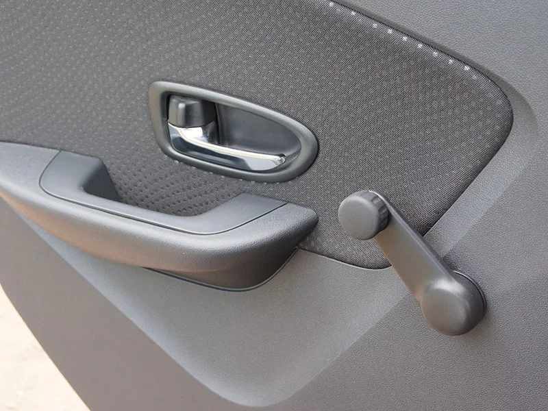 Nissan Almera 2011-2014: салон. Nissan Almera 2011-2014 — салон