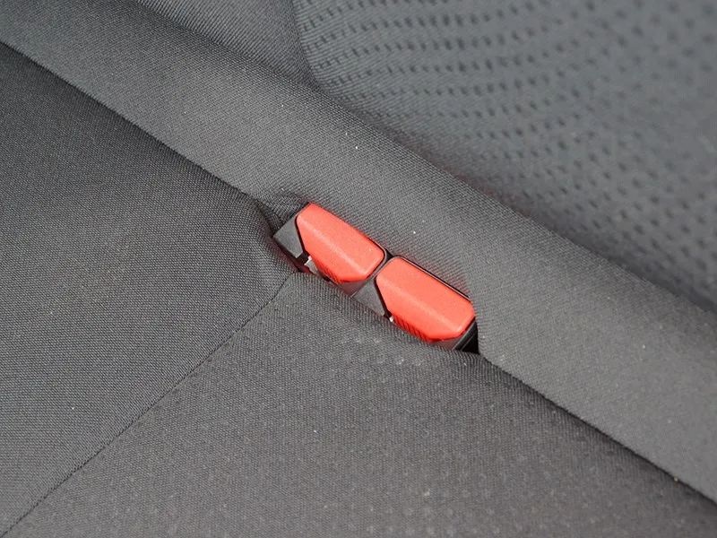 Nissan Almera 2011-2014: сиденья. Nissan Almera 2011-2014 — сиденья