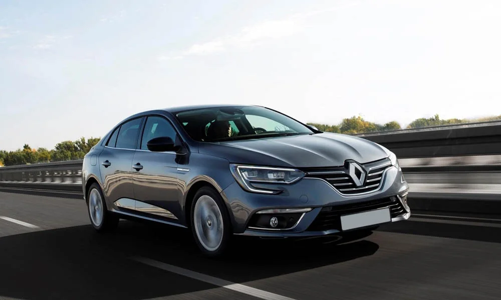 Фото Renault Megane — вид спереди, фото 17. Оптика, решётка и бампер — первое впечатление о модели Renault Megane — вид спереди, фото 17