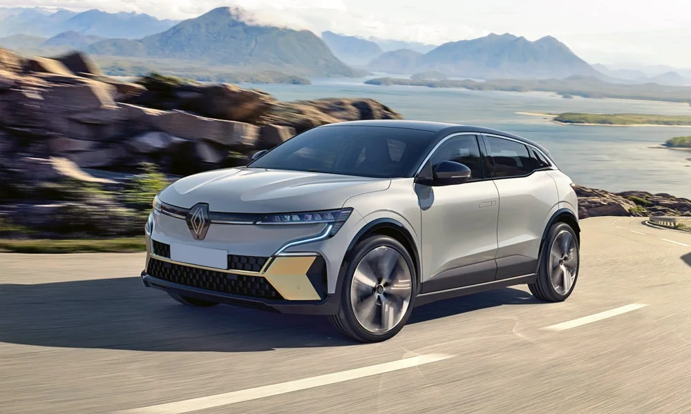 Фото Renault Megane — вид спереди, фото 8. Оптика, решётка и бампер — первое впечатление о модели Renault Megane — вид спереди, фото 8