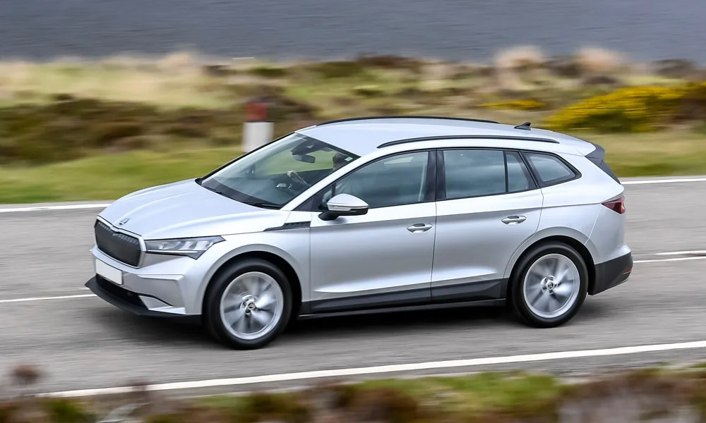 Skoda Enyaq (2024) — вид спереди, фото 3