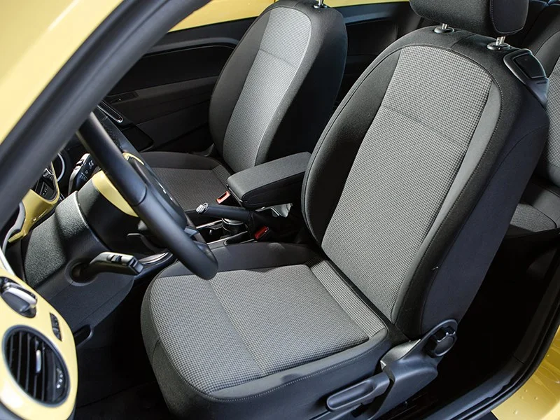 Volkswagen Beetle 2011-2016 — сиденья