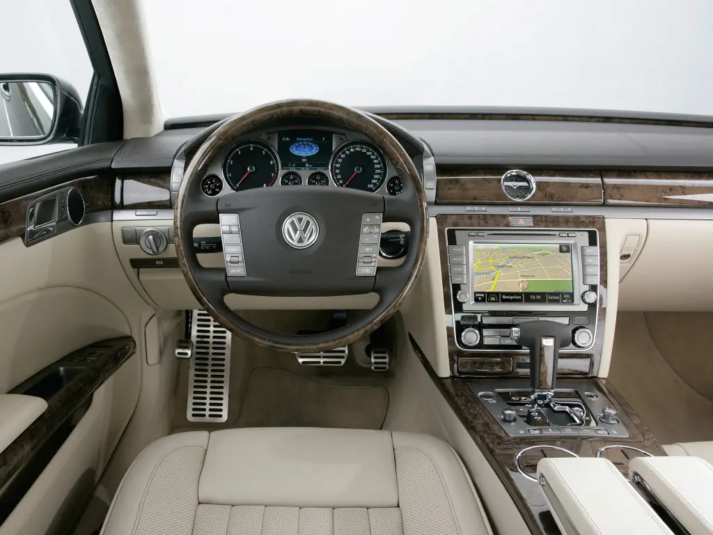 Volkswagen Phaeton 2007-2010: салон. Volkswagen Phaeton 2007-2010 — салон
