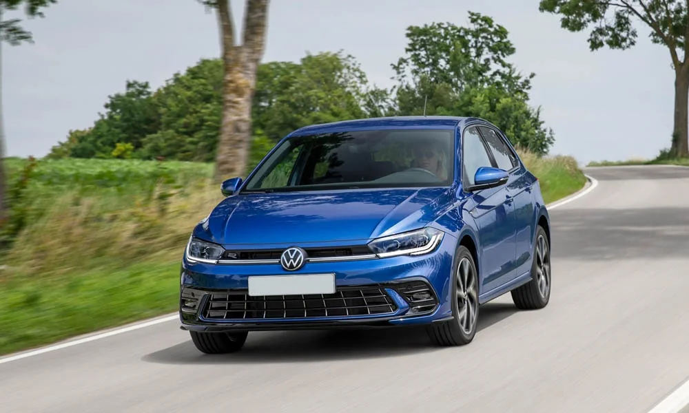 Фото Volkswagen Polo — вид спереди, фото 5. Оптика, решётка и бампер — первое впечатление о модели Volkswagen Polo — вид спереди, фото 5