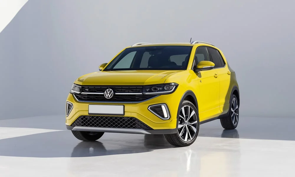 Фото Volkswagen T-Cross — вид спереди, фото 6. Кузов в жёлтом цвете: рисунок оптики и решётки задаёт узнаваемое «лицо» модели Volkswagen T-Cross — вид спереди, фото 6