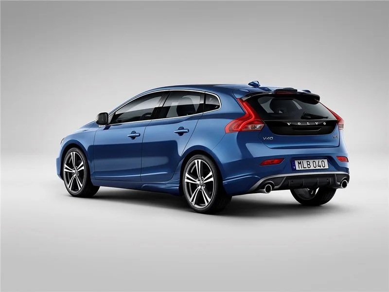 Volvo V40 Cross Country 2012-2020 — вид сзади