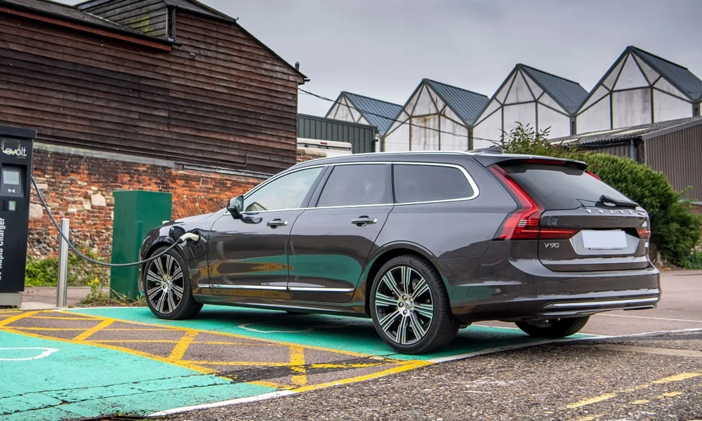Volvo V90