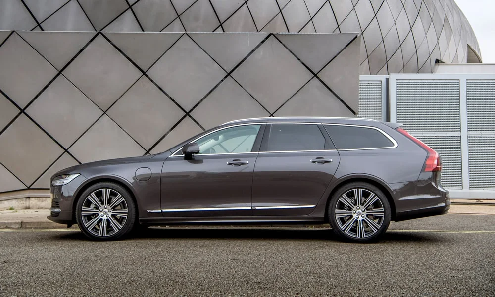Volvo V90 — вид сбоку, фото 2