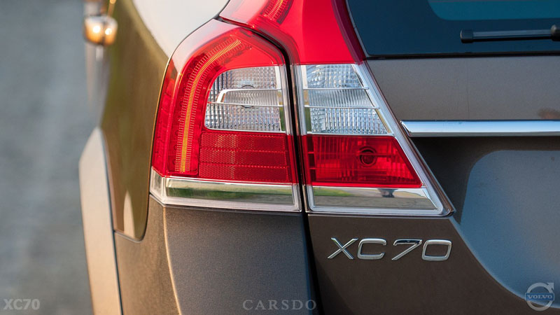 Volvo XC70: фото в новом кузове
