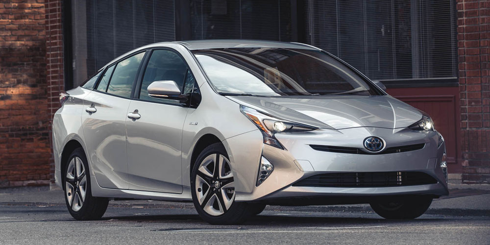 Toyota Prius: фото в новом кузове